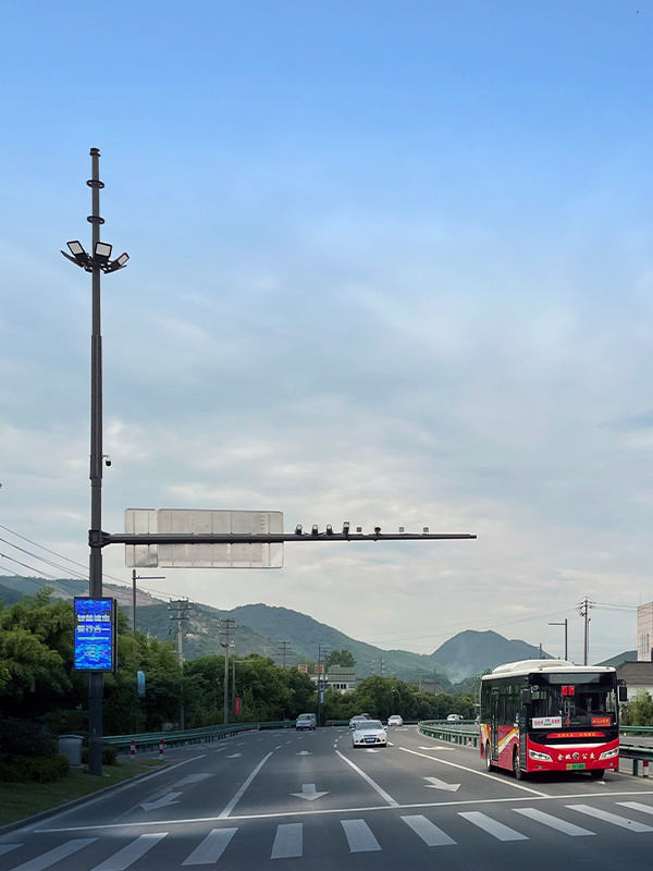 Composite pole